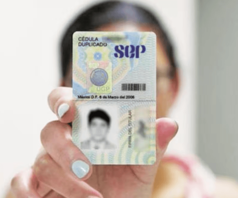 Cédula profesional en 3 meses
